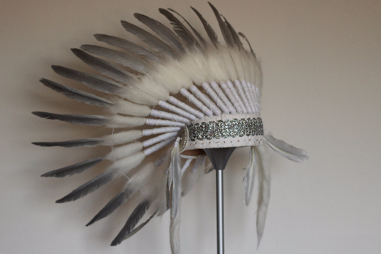 X43 Silver Feather Headdress Indian Style Warbonnet White Feathers