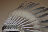 X43 - Silver Feather headdress Indian Style / warbonnet white feathers (30 inch / 75 cm)