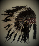 X13 Tocado Indio Doble Pluma blanco y negro / warbonnet doble pluma (30 pulgadas / 75 cm)