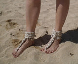 N412- Sandalias tobillera con conchas