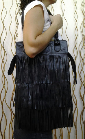 PRIX RÉDUIT!! Sac en cuir noir Texas Fringe / Boho Chic