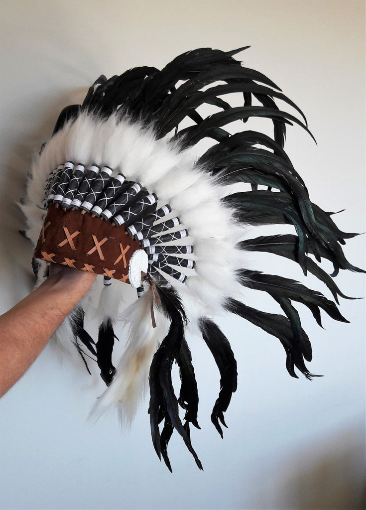 N40- From 5-8 years Kid / Child's: natural color feather Headdress 21 inch. – 53,34 cm.