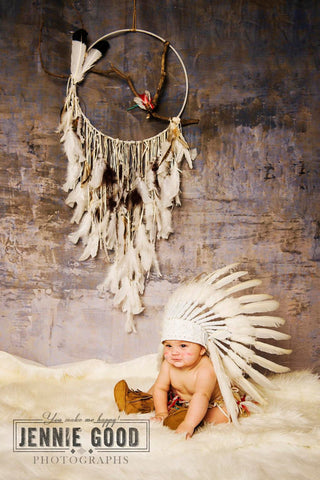 PRICE REDUCED - K18 For 0 to 9 months  Baby / Newborn : White Headdress for the little ones !