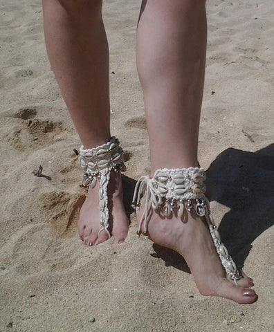 N412- Sandals anklet  with shells
