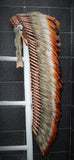 PRIX RÉDUIT Z13 Extra Large Coiffe en plumes brunes tricolores (43 pouces de long).
