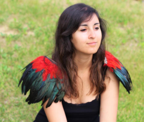 Shoulder Wings feathers:black and red feathers